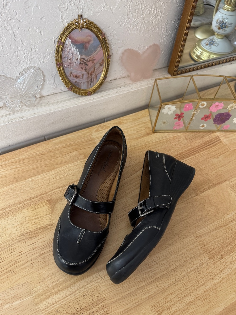 2000’s Naturalizer Size 8 Black Leather Mary Jane Wedge Shoes Y2K Whimsy